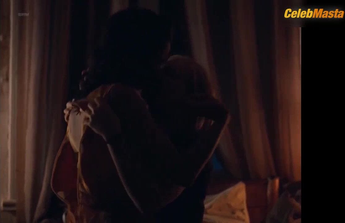 Elisa Schlott's Tits Scene from La Cigale Et La Fourmi
