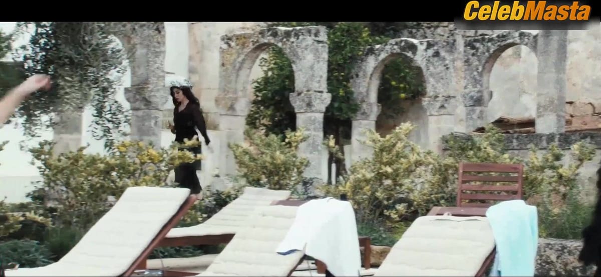 Lodovica Marie Rogati, Giulia Lapertosa and Sabrina Impacciatore Flaunt Tits, Swimsuit Scene in Pane E Burlesque