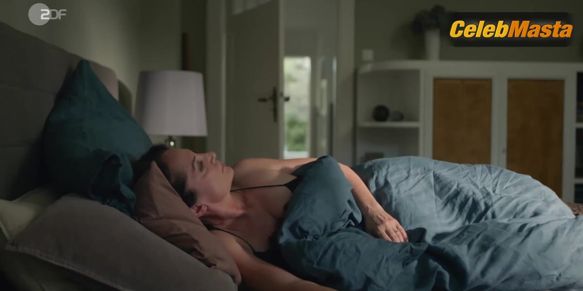 Natalia Worner's Sex Scene from Unter Anderen Umstanden