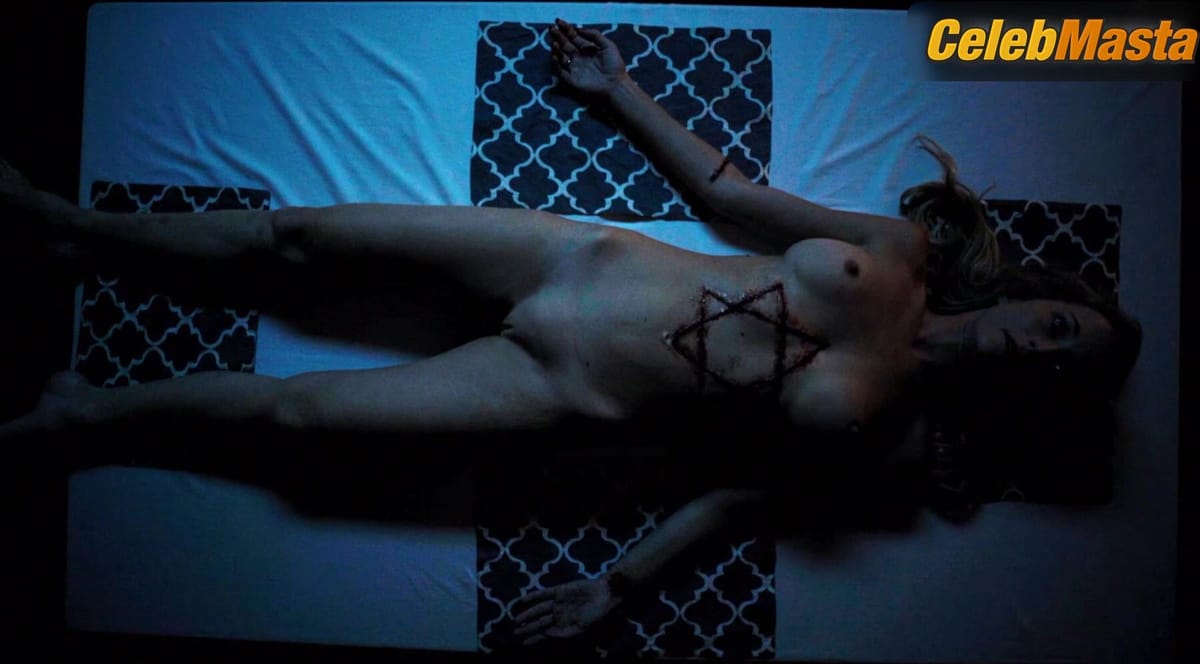 Sadie Katz Boobs, Bush Scene in Hanukkah