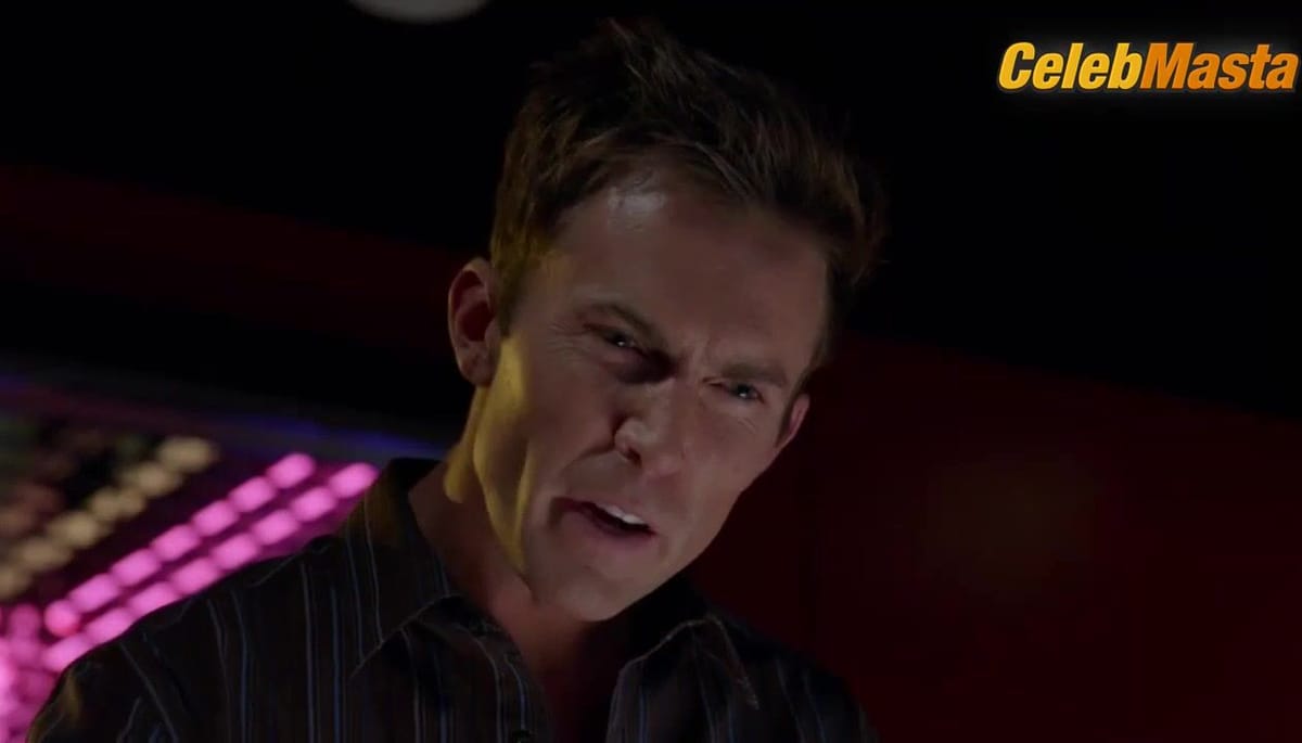 Katia Winter Bares Nude Scene in Dexter
