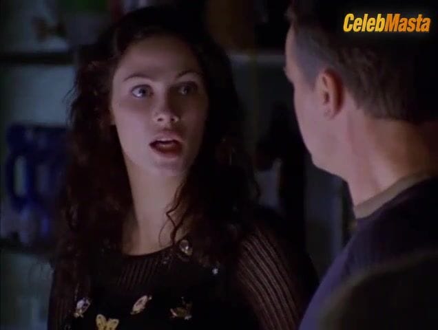 Joanne Kelly Bares Sex Scene in Jeremiah