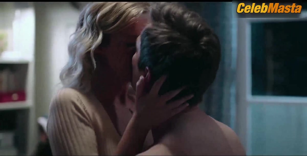 Julia Palha Tits Scene in A Lista