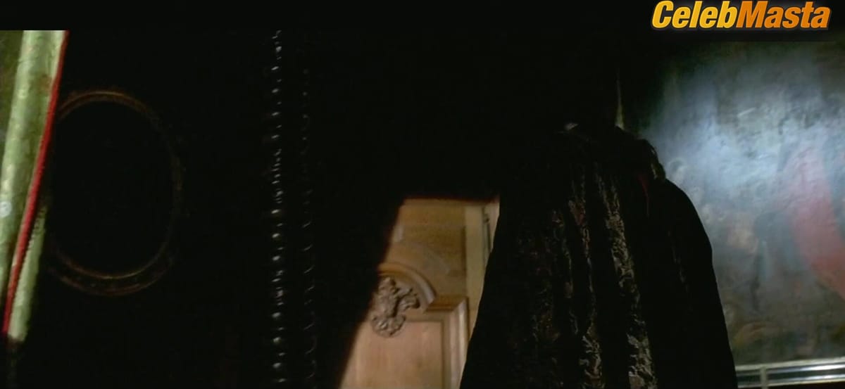 Emilie Dequenne's Sex Scene from The Brotherhood Of The Wolf