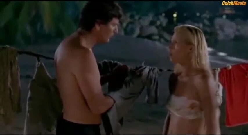 Michelle Hunziker Tits Scene from Natale In Crociera