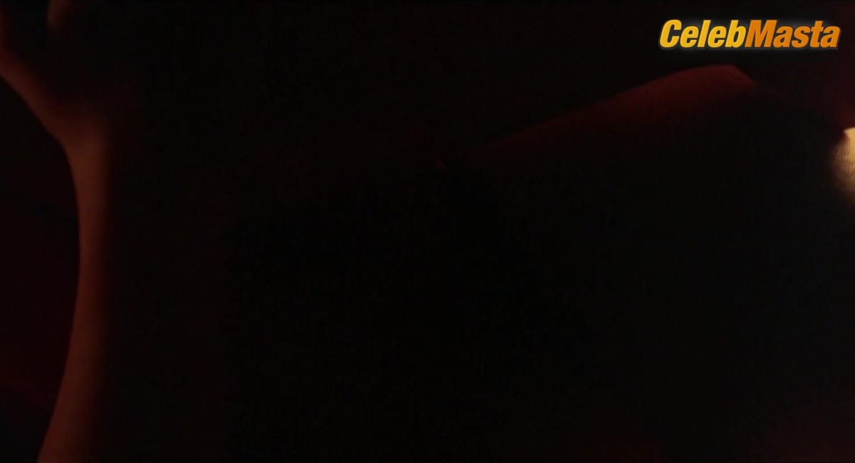 Amanda Ryan Tits Scene in Elizabeth