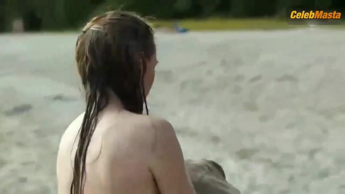 Lisa Maria Potthoff Sexy Scene from Der Usedom-Krimi Engelmacher