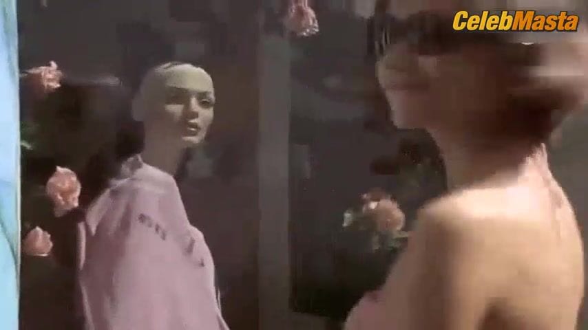 Lisa Maria Potthoff Booty Scene from Vater Undercover - Im Auftrag der Familie