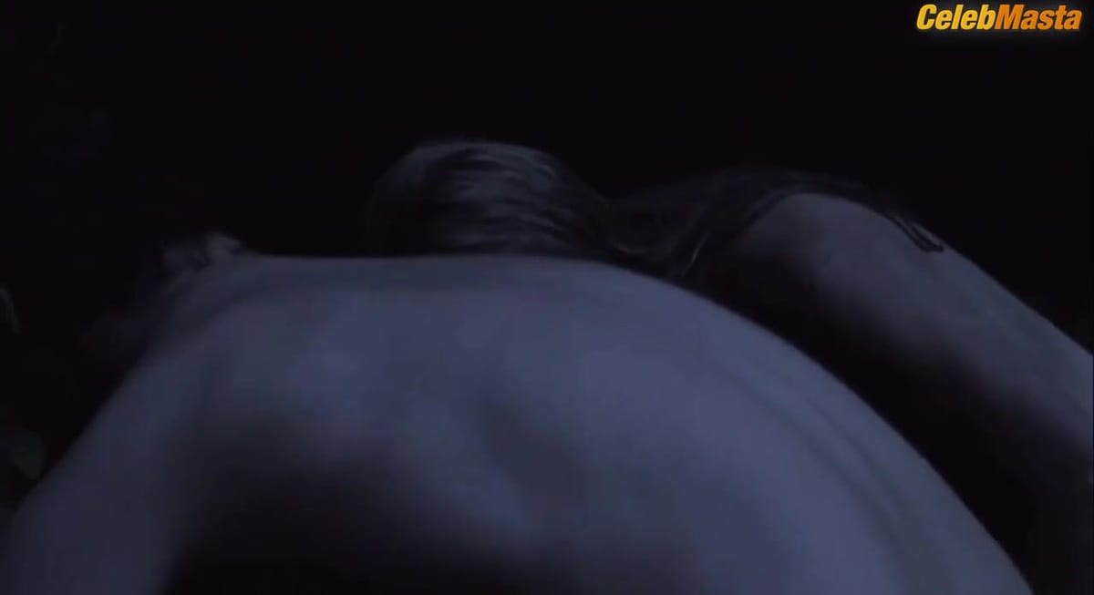 Jeanette Hain Ass, Tits Scene in Dreileben