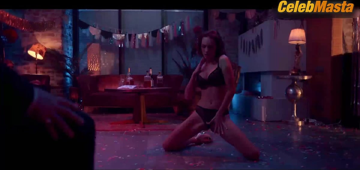 Magdalena Perlinska's Booty, Tits Scene from Bachelor Party