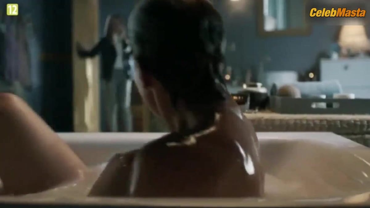 Kasia Warnke Tits Scene from Chylka. Zaginiecie