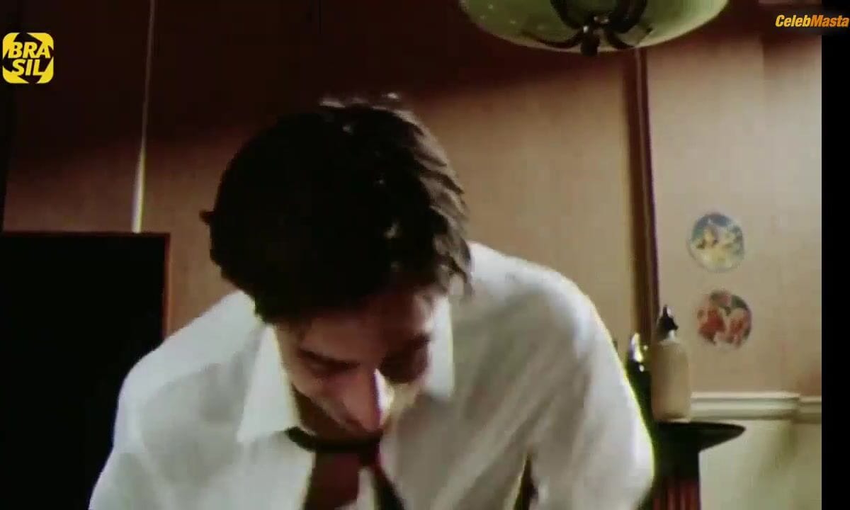 Fernanda Torres Sexy Scene from Traicao