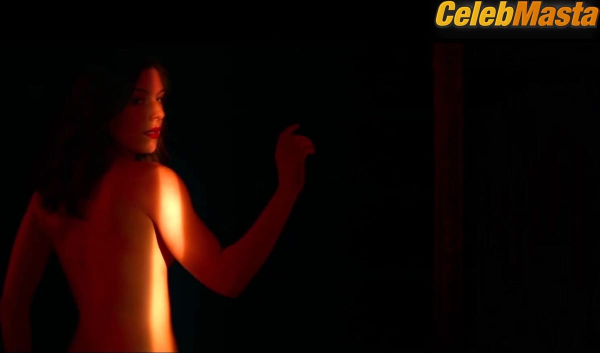 Louise Chevillotte Shows Boobs, Bush Scene in My Sole Desire