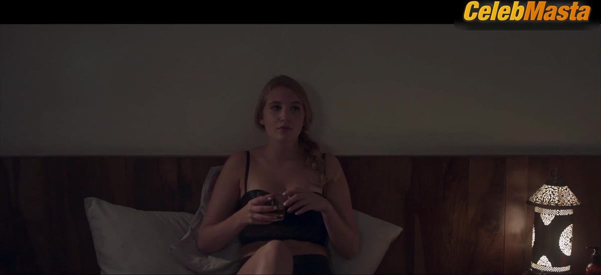 Sophie Nelisse Underwear Scene in Close Movie
