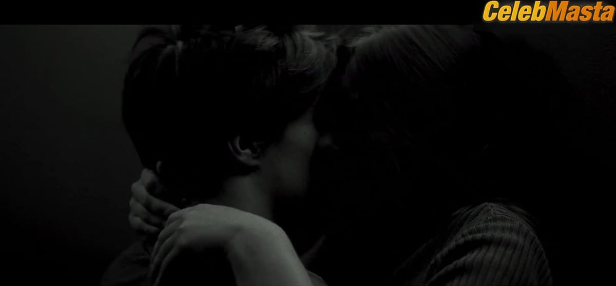Louise Chevillotte's Booty, Tits Scene from Lover For A Day