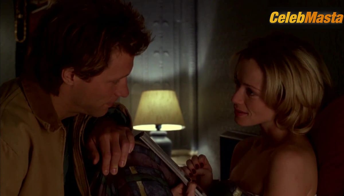 Lauren Holly Bares Tits Scene in No Looking Back