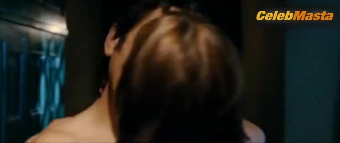 Barbara Goenaga's Sex Scene from Oviedo Express