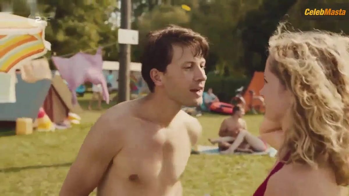 Cornelia Groschel's Swimsuit Scene in Honigfrauen