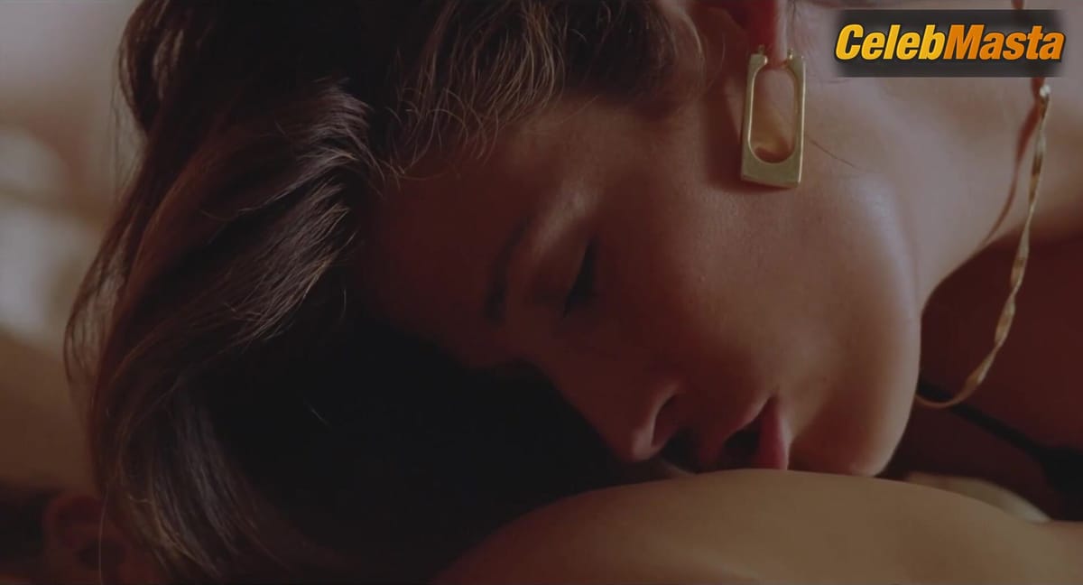 Juana Arias and Kathy Saenz Lesbian, Butt Scene from Amores Peligrosos