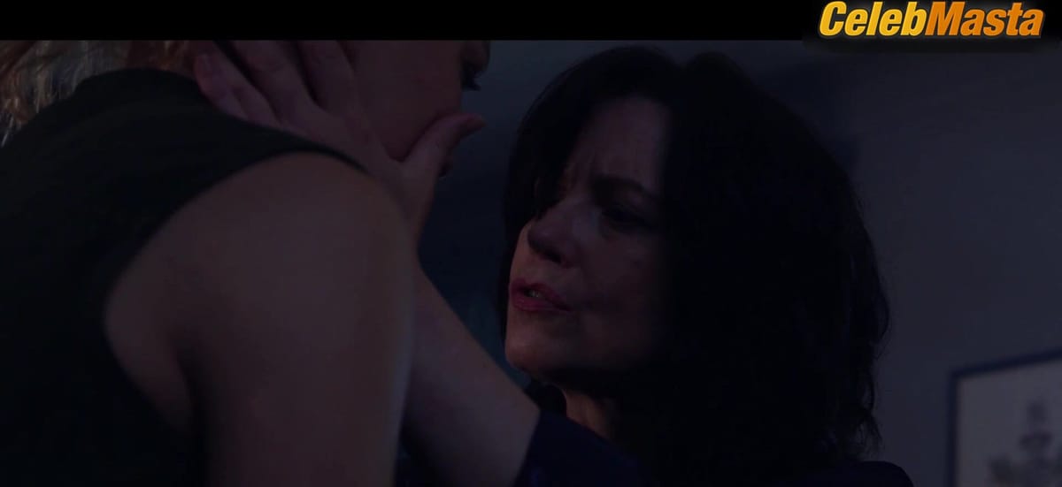 Debbie Rochon and Kendra Carelli Lesbian Scene from Bloody Ballet