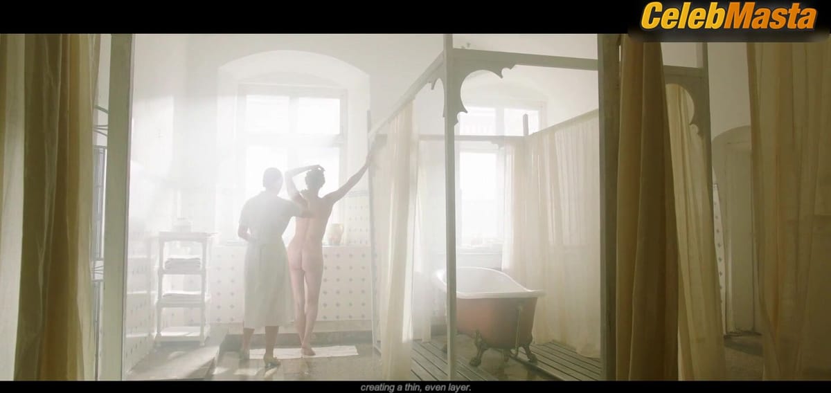 Connie Nielsen Ass Scene from The Lion Woman