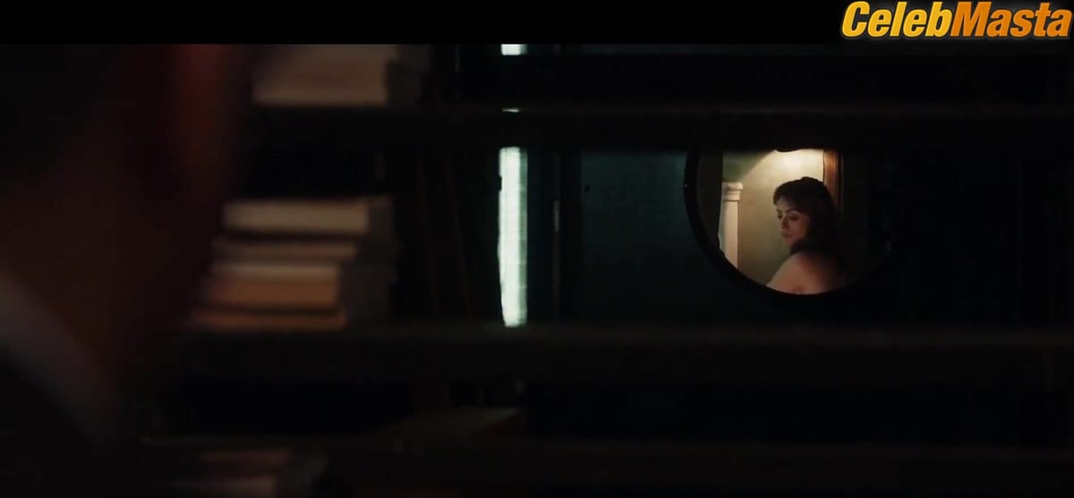 Berenice Bejo Tits Scene from Il Materiale Emotivo