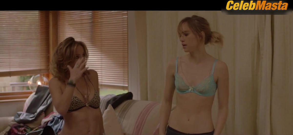 Jennifer Grey and Suki Waterhouse Underwear Scene from Bittersweet Symphony