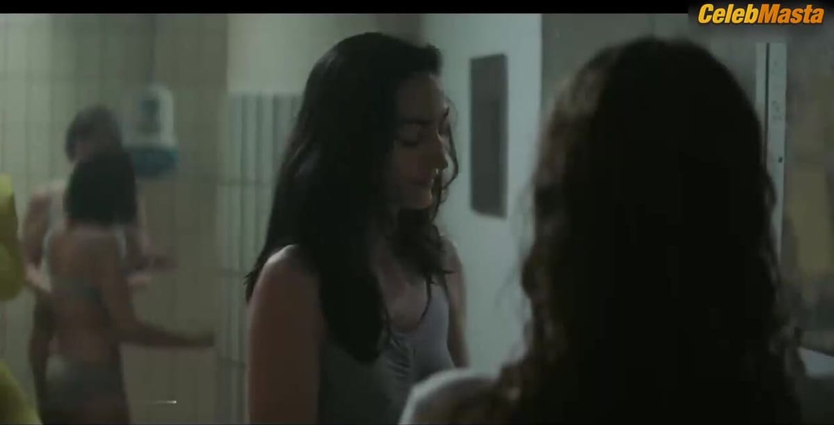 Elodie Fontan Reveals Underwear Scene in Prise Au Piege