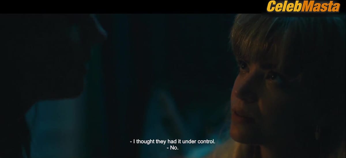 Iza Mortag Freund and Danica Curcic Share Lesbian Scene in Petit A