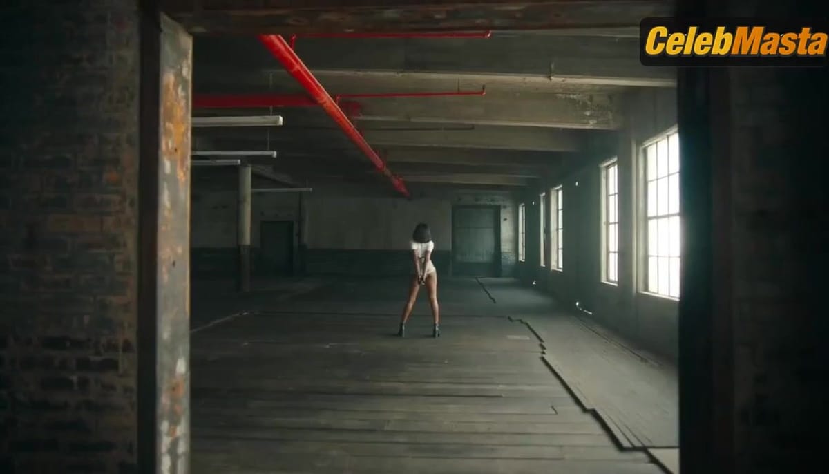 Azealia Banks Tits Scene from Az-undetermined