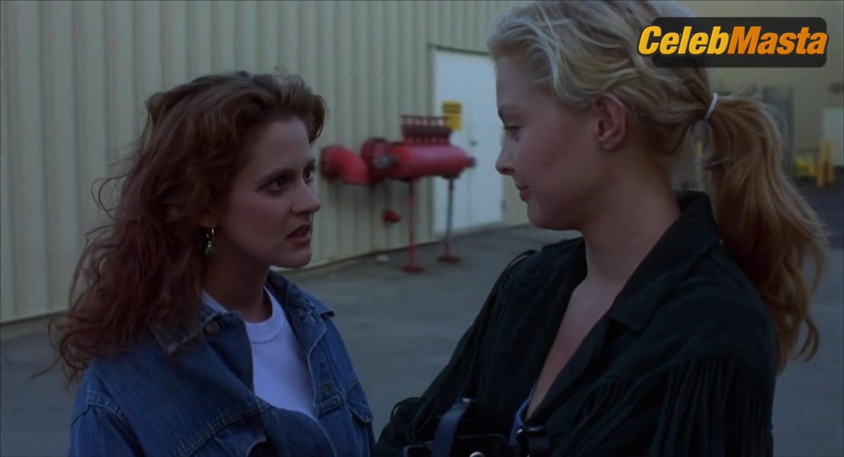Dawn Maxey and Ashley Judd Lesbian Sex Scene in Normal Life