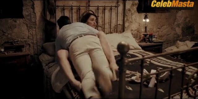 Ana de la Reguera's Underwear Scene from Que Viva Mexico!
