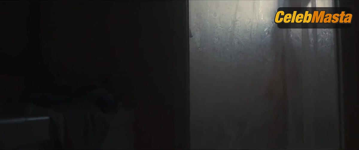 Analeigh Tipton in Viral