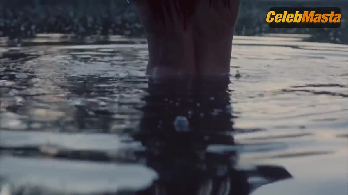 Amy Wren Tits Scene from The Last Kingdom