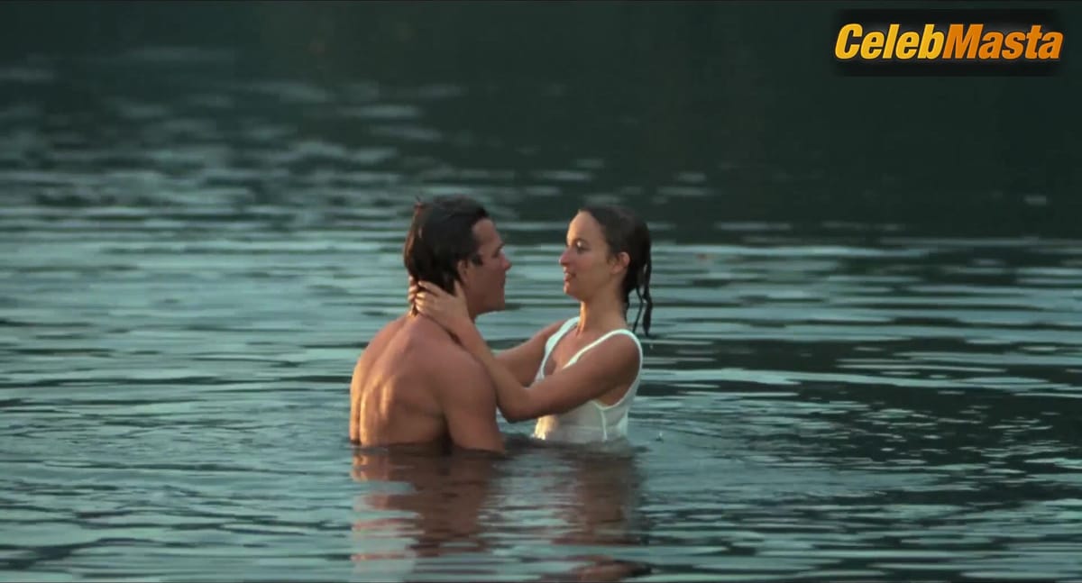 Jennifer Grey Sultry Scene in Dirty Dancing