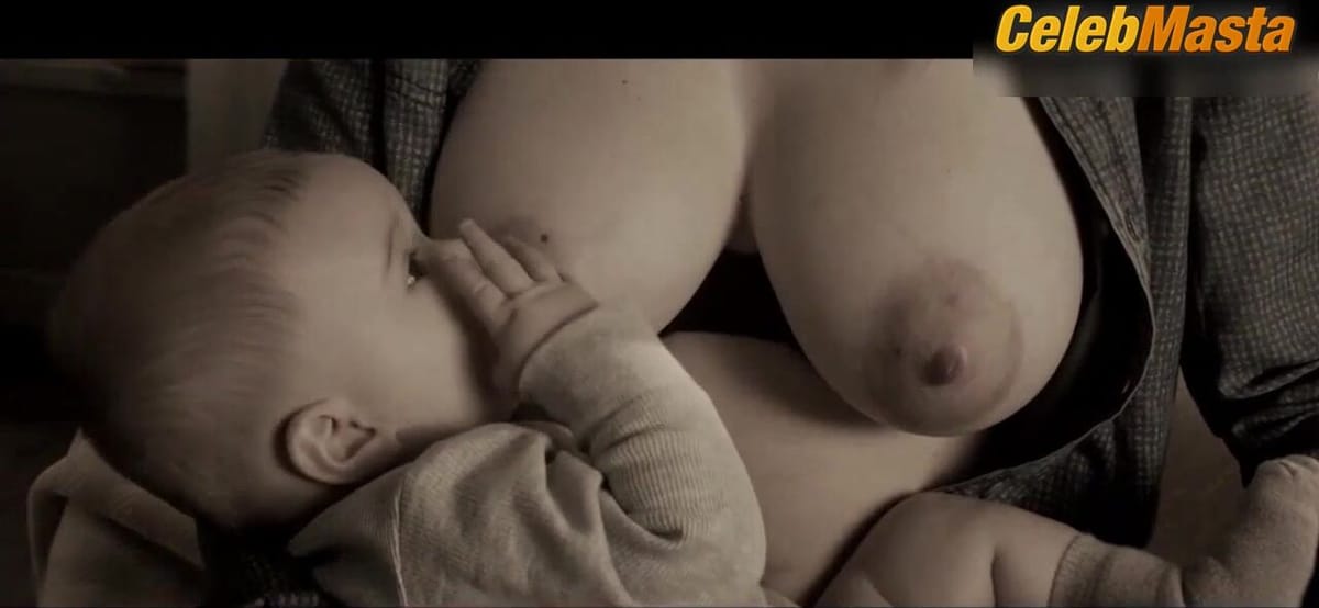 Julie Delpy Nude Scene in Movie Lolo
