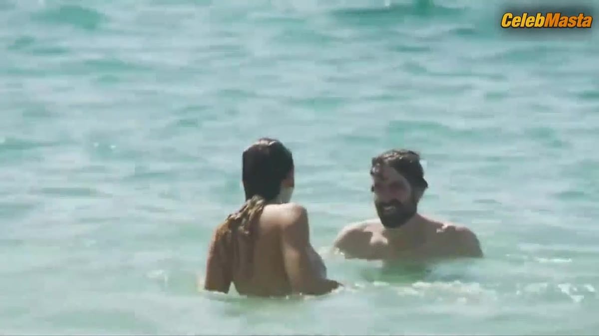 Regina Blandon Tits, Swimsuit Scene from Como Novio De Pueblo