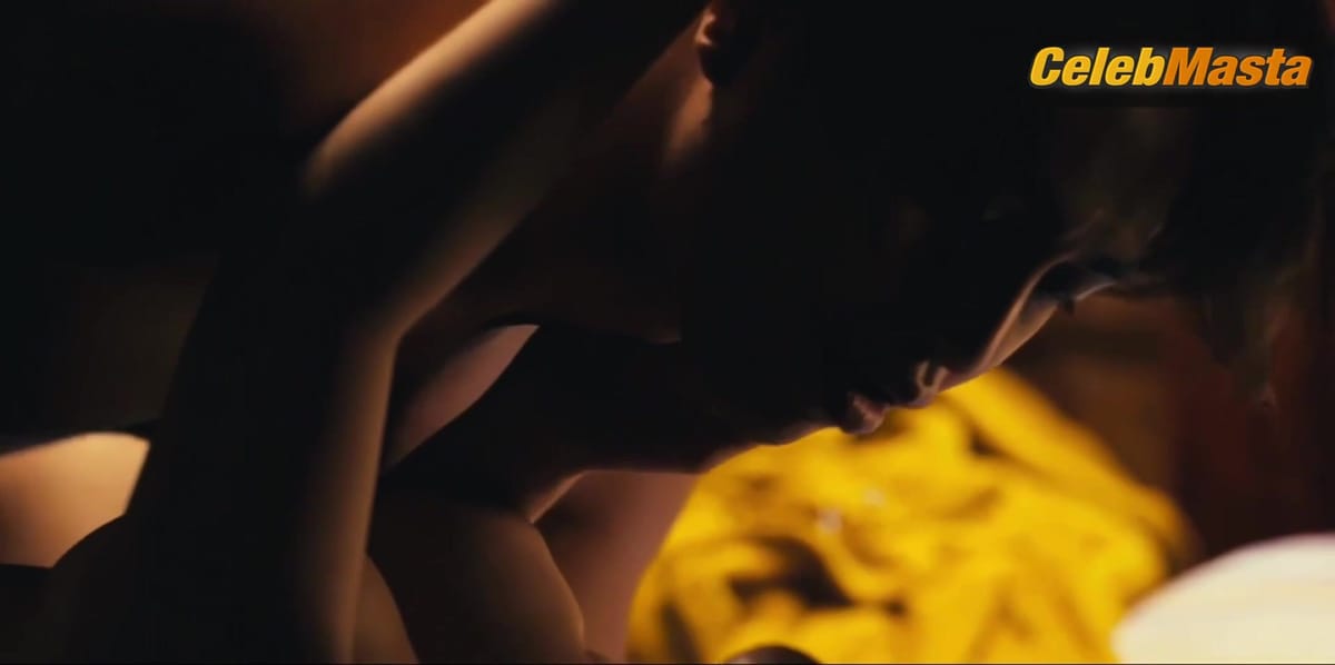 Rhian Rivera Boobs Scene in Apoy Sa Ibabaw, Apoy Sa Ilalim