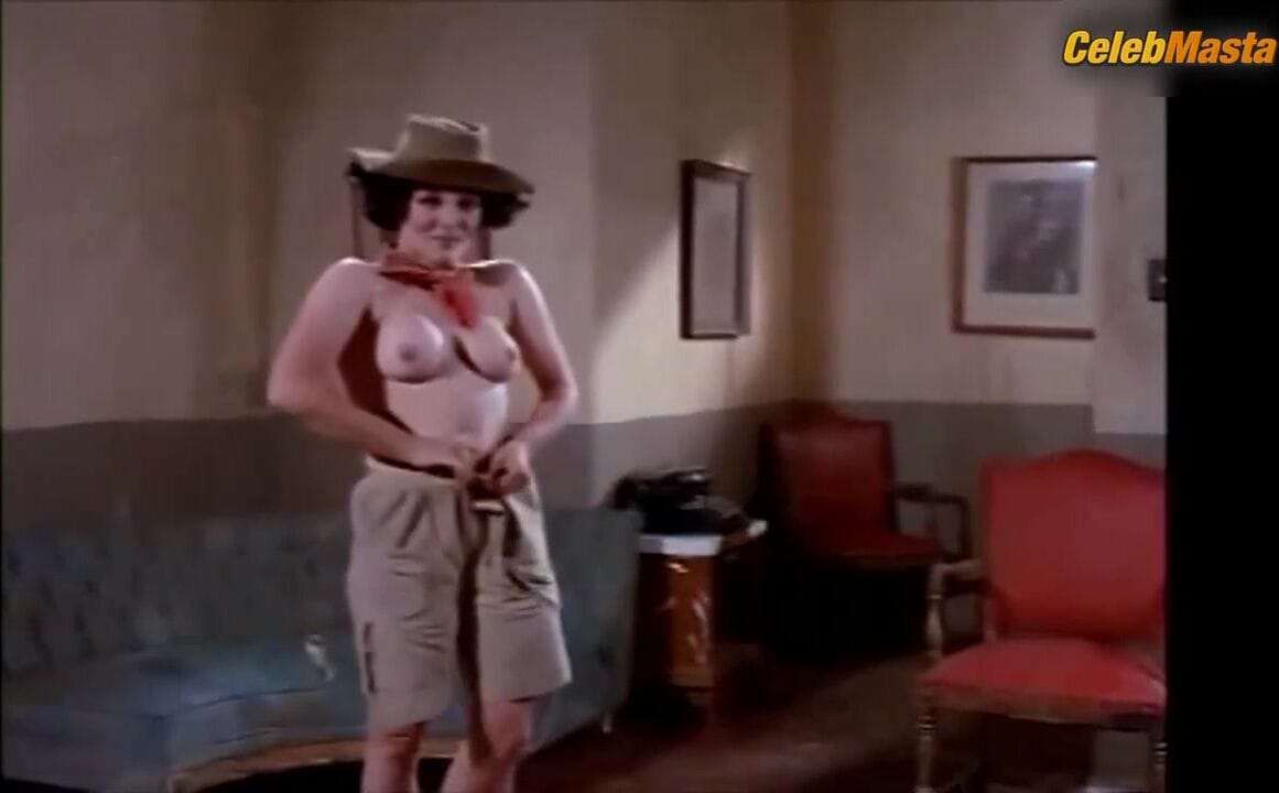 Sasha Montenegro's Booty, Boobs Scene in La Corneta De Mi General