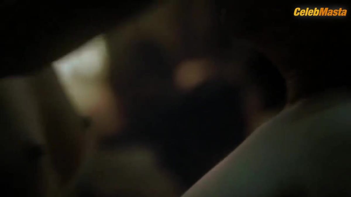 Sara Martins Booty, Boobs Scene in Pigalle, La Nuit