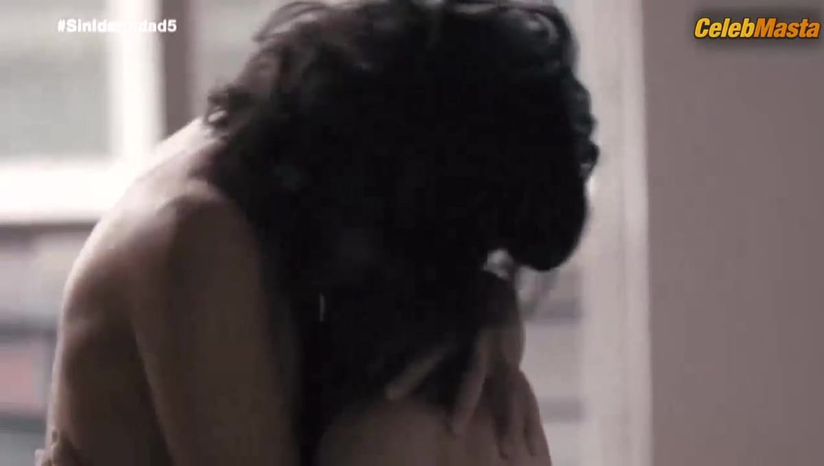 Silvia Alonso's Boobs Scene in Sin Identidad