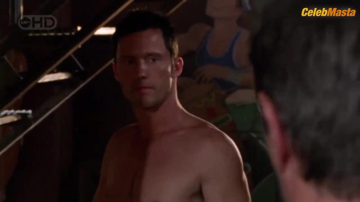 Gabrielle Anwar's Sexy Scene from Burn Notice