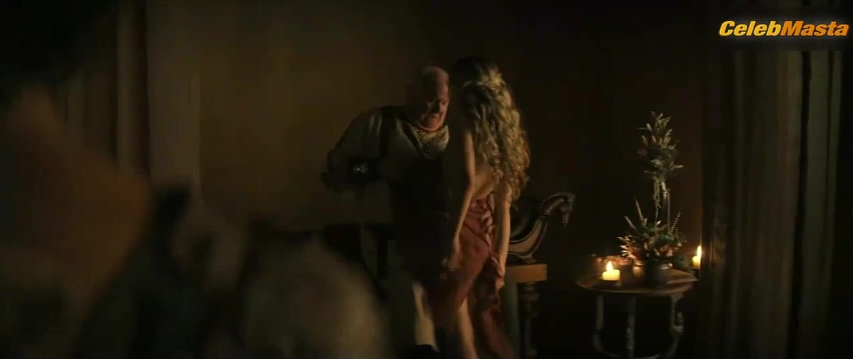 Eden Hart's Butt Scene in Spartacus House Of Ashur