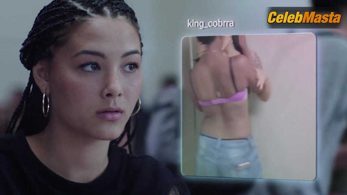 Fivel Stewart Underwear, Lesbian Sex Scene in T@agged