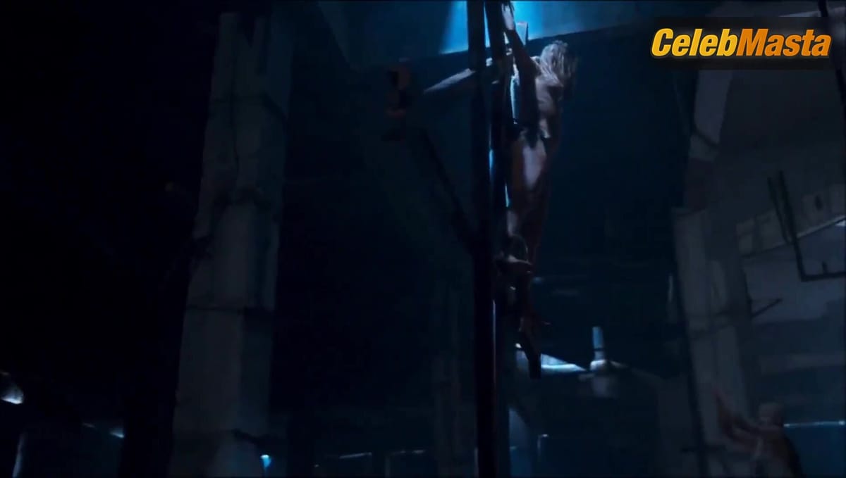 Mariana Ximenes Sexy Scene from Supermax