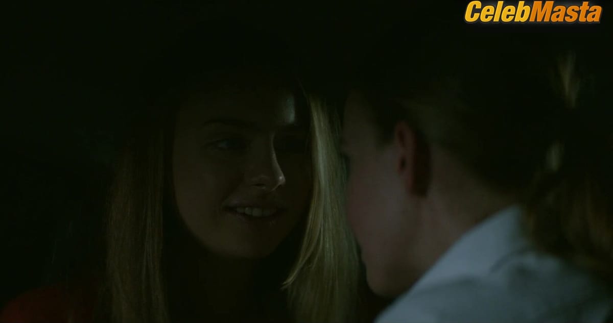 Maddie Phillips and Devon Hales' Lesbian Sex Scene in Teenage Bounty Hunters