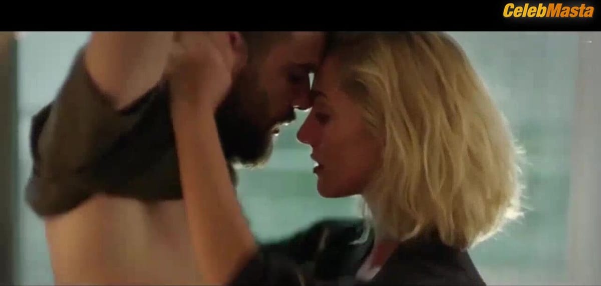 3500 batch's Butt and Breasts Scene in Instinto