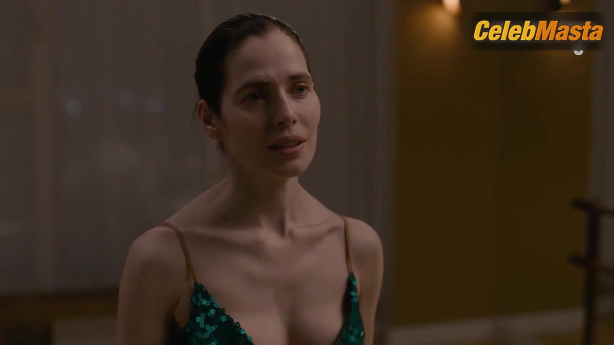 3500 batch Flaunts Tits and Underwear Scene in Tango Na Oskolkakh