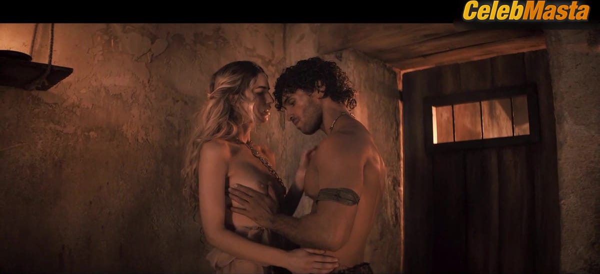 3500 batch's Boobs Scene in Spartacus House Of Ashur