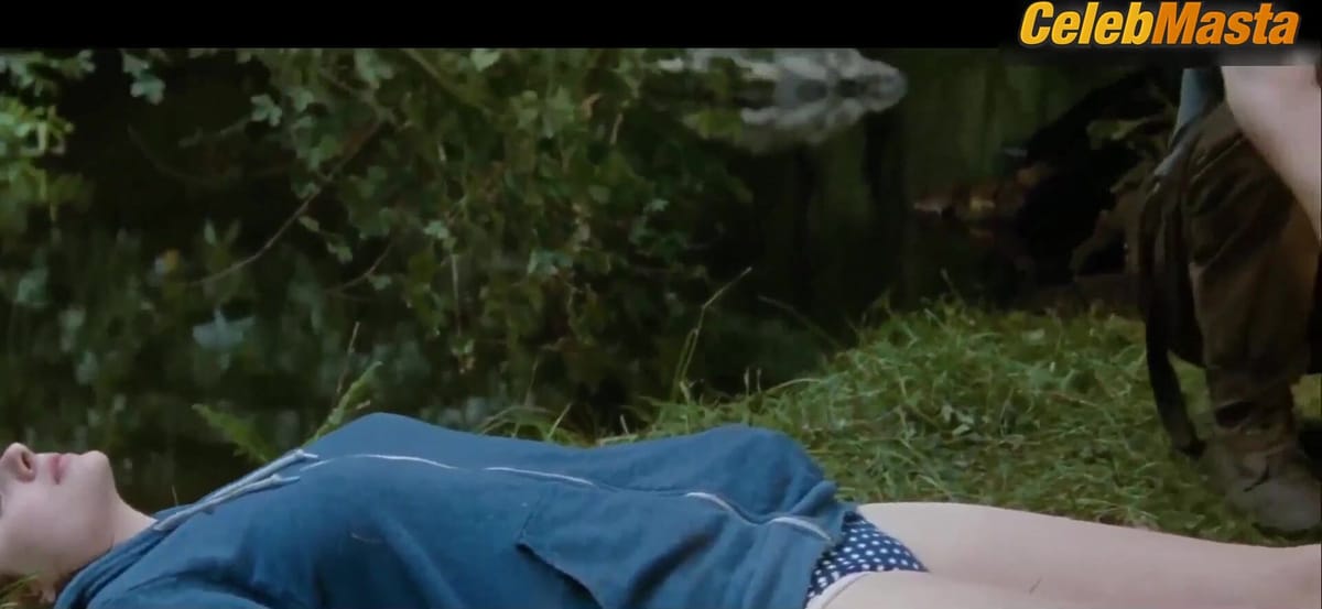 3500 batch's Tits Scene from Hideaways